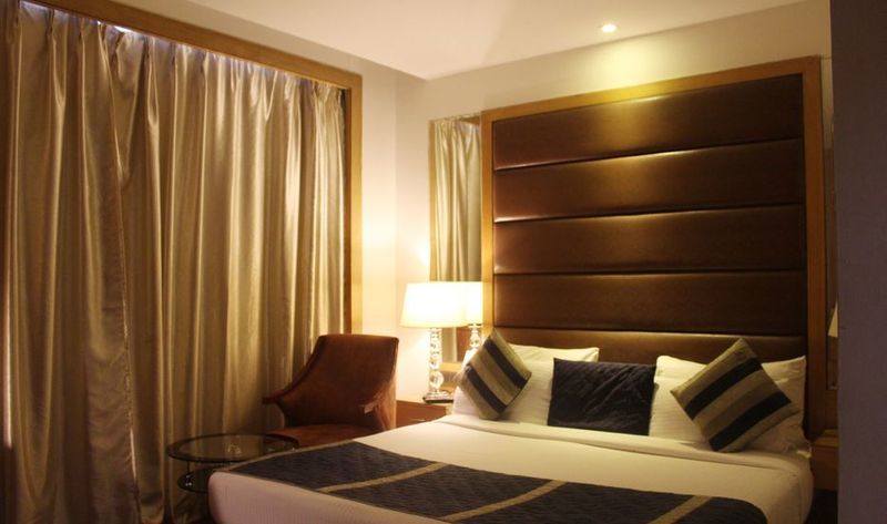 Clarks Inn, Pacific Mall Газиабад Экстерьер фото